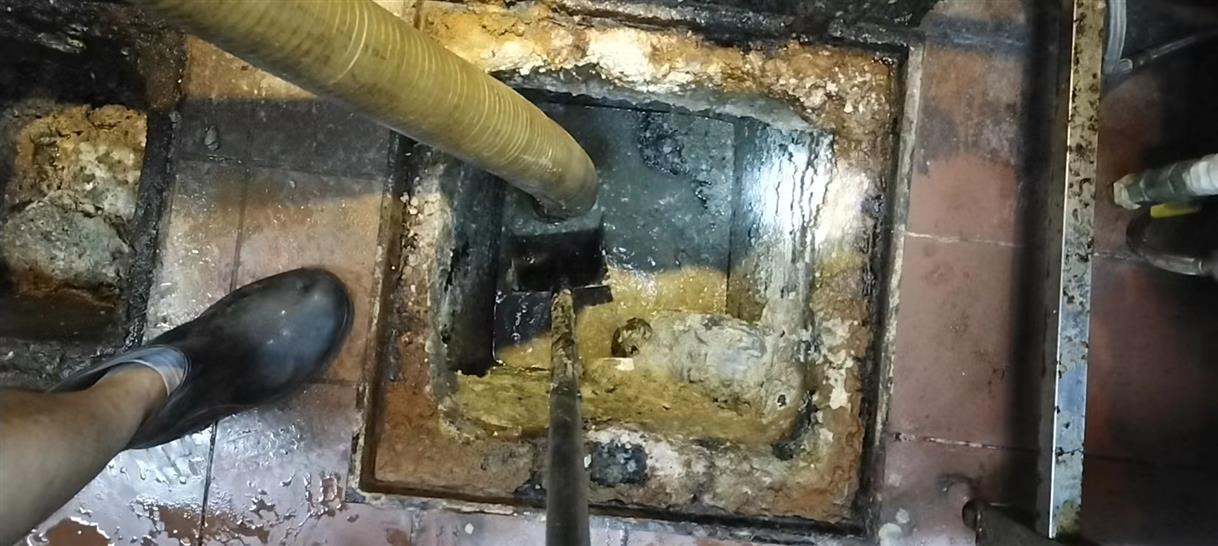 始兴污水池清理一般都有毒气，怎么预防中毒呢？